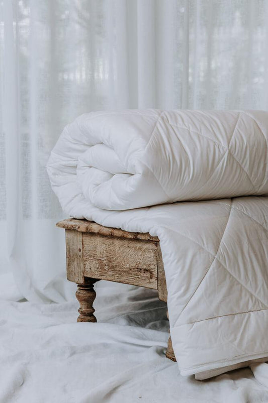 Sorrento Wool Quilts 300Gsm Light Loft Double