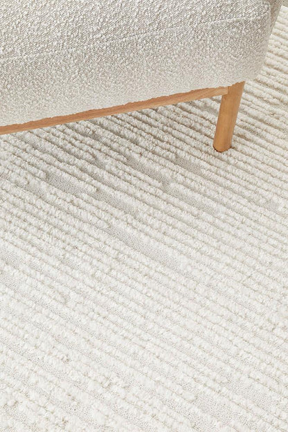 Marigold Suri White Rug 330 x 240 CM
