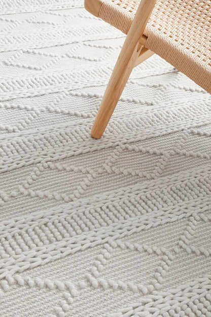 Maison Zoe Rug 320 x 230 CM